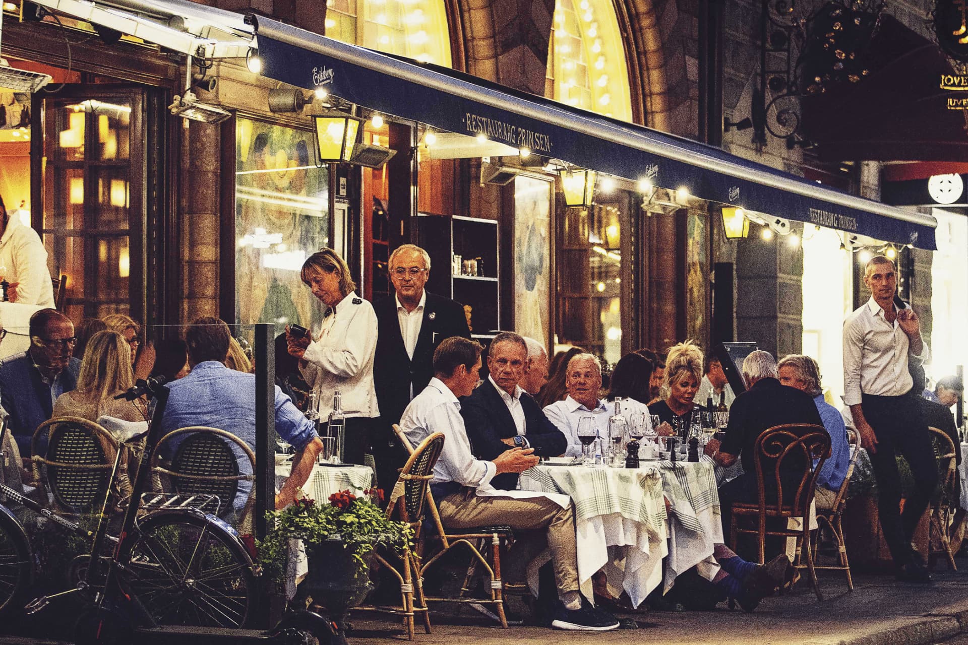 Om Gastro Hospitality